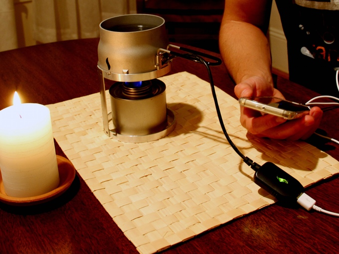 用蜡烛给手机充电，这算不算节能减排...